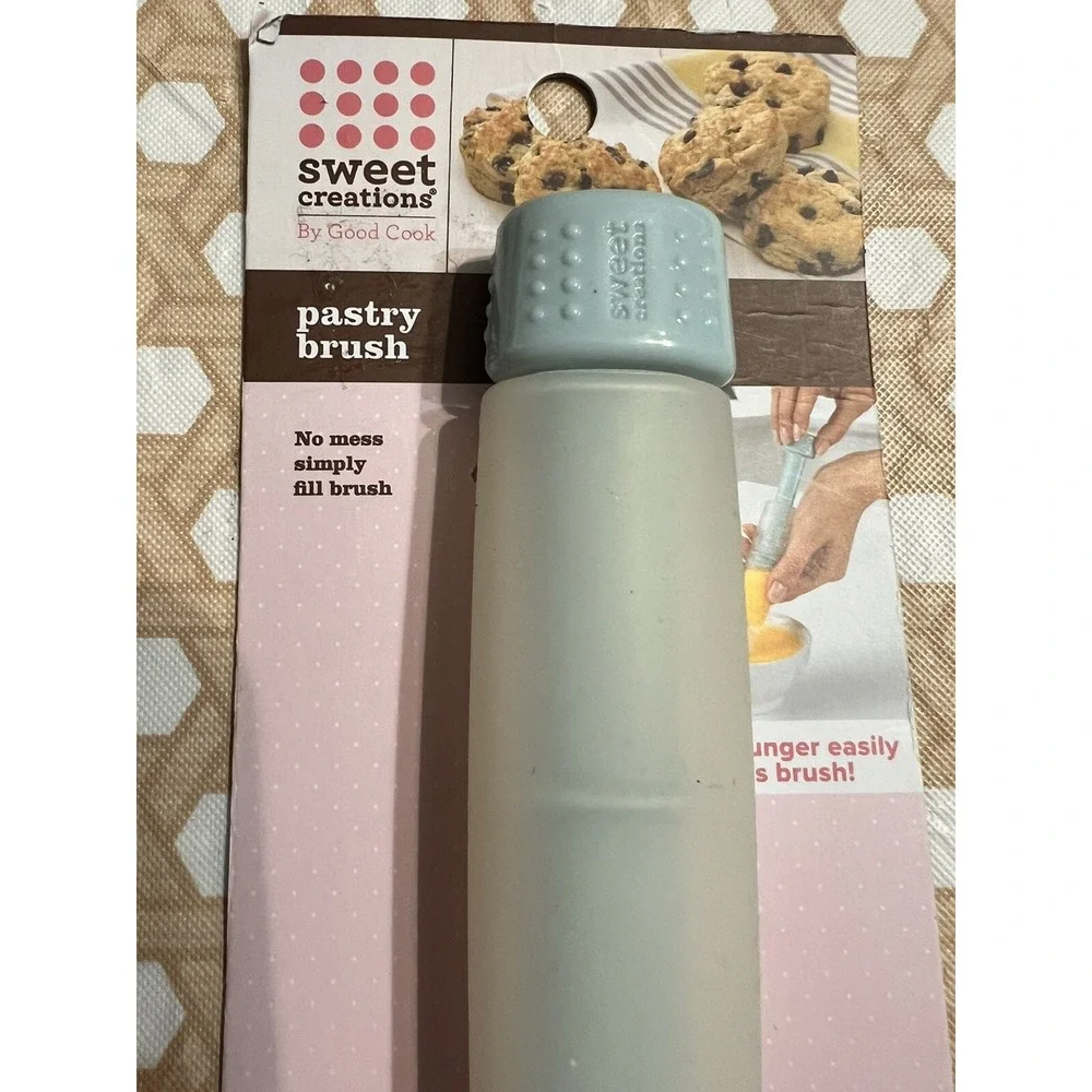 Sweet Creations by Good Cook‎ Silicone Pastry Brush  with Plunger